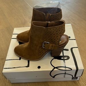 DV by Dolce Vita Cognac Suede Booties - Size 7